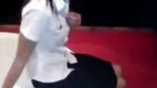 세 소녀는 차례로 빨고 무료 포르노 사이트 섹스합니다.