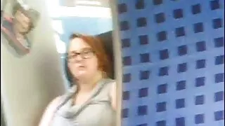 체코 여자는 하할의 프로노 사이트 정자를 취한다..