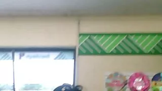 그는 그녀의 치마를 뽑아 성인 포르노 사이트 엉덩이에 그녀를 잤어요.