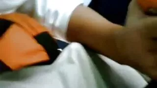 남자의 공을 핥아. 여선생 포르노