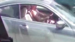 소녀는 섹스를 해외 포르노 사이트 위해 자신을 판매합니다.