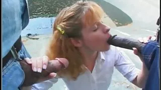 매춘부와 성이 있는 오래 성인 무료 포르노 된 남자.